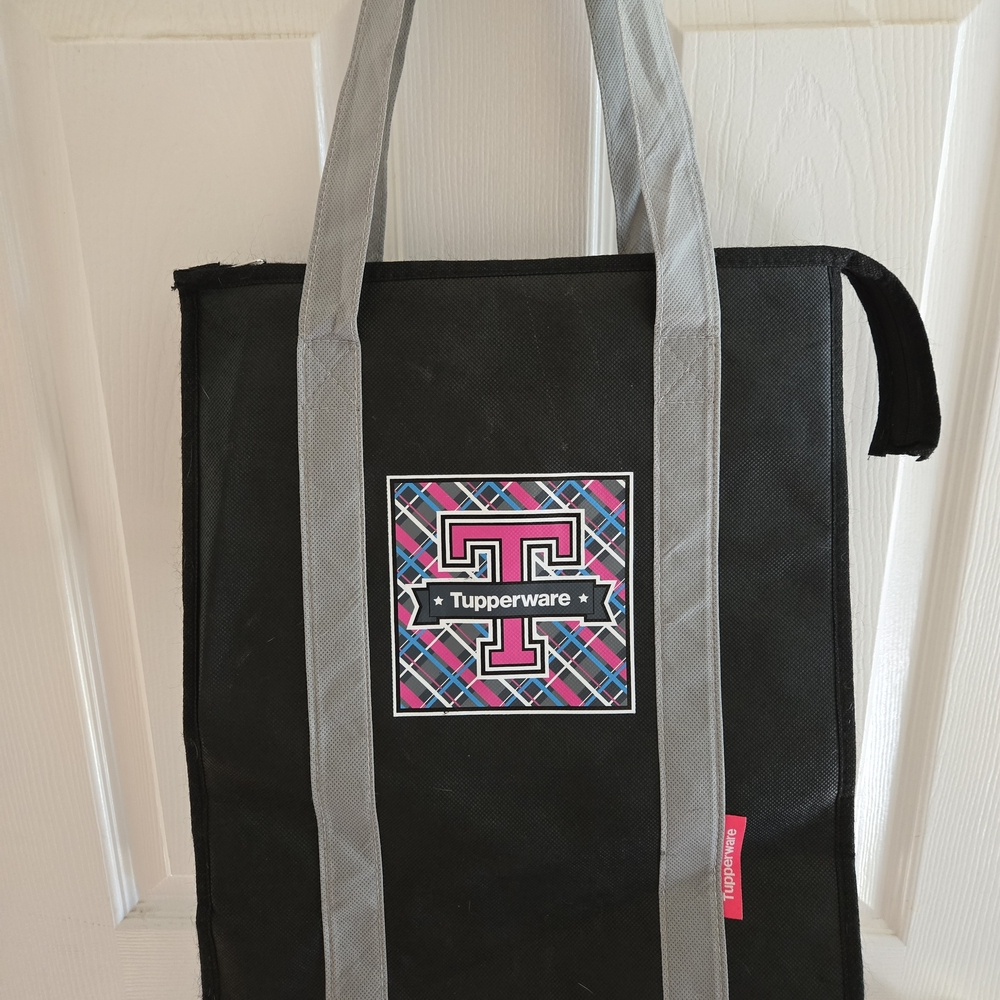 Tupperware Insulated Black Tote with Gray Straps and Pink Plaid Logo